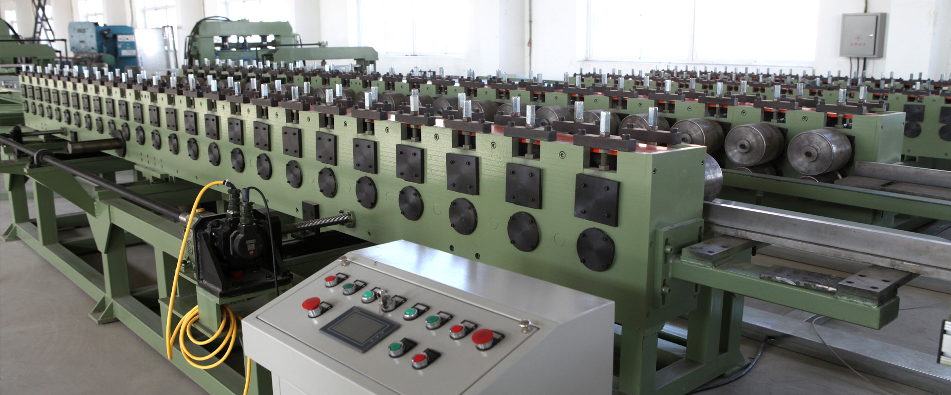 對(duì)創(chuàng)業(yè)公司大多數(shù)選擇代理公司減少成本及安全性